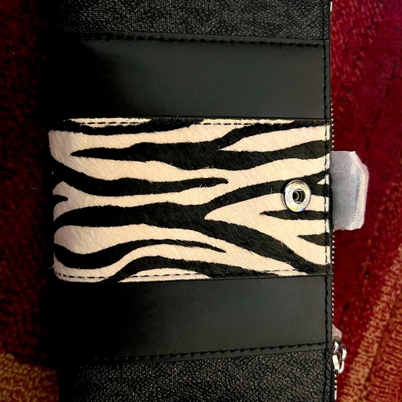 Michael Kors wallet Bag wristlet zebra stud Jet Set Double Zip Wristlet - Picture 2 of 10